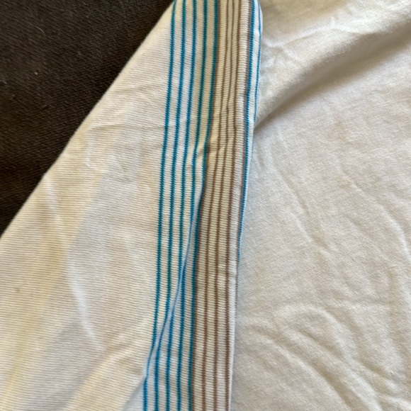 Vintage 80’s Campus Sport Short-Sleeved Shirt. Has small stain. - Picture 3 of 6